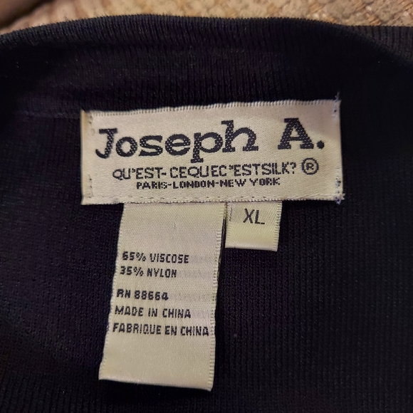 Joseph A Black 3/4 Sleeve Woman's top Elegant  Stones around chest Size XL - Picture 6 of 6